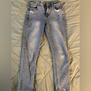 American Eagle mom jeans, medium wash, size 4.